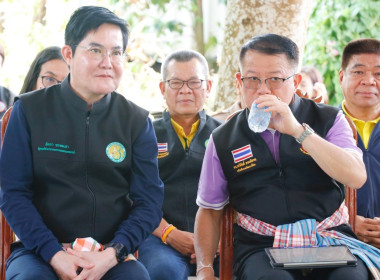 ลงพื้นที่ตรวจเยี่ยมและติดตามการดำเนินงานของศูนย์เรียนรู้การปลูกส้มโอทับทิมสยามบ้านแสงวิมานตำบลคลองน้อย อำเภอปากพนัง จังหวัดนครศรีธรรมราช โดยนายชวกิจจ์ สุวรรณคีรี รองผู้ว่าราชการจังหวัดนครศรีธรรมราช กล่าวต้อนรับพร้อมนายวิศิษฐ์ ศรีสุวรรณ์ อธิบดีกรมส่งเสริม ... พารามิเตอร์รูปภาพ 56